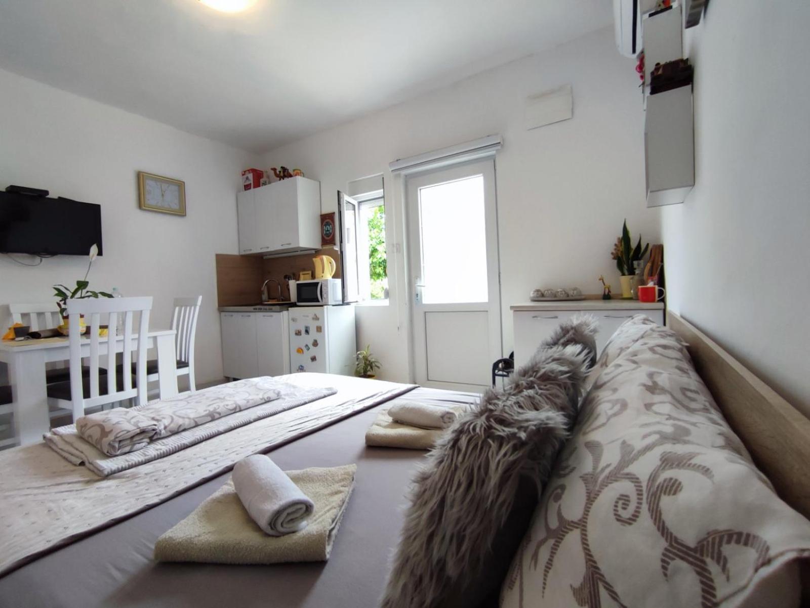 Apartments Zeljka-Dobrota Κότορ Εξωτερικό φωτογραφία